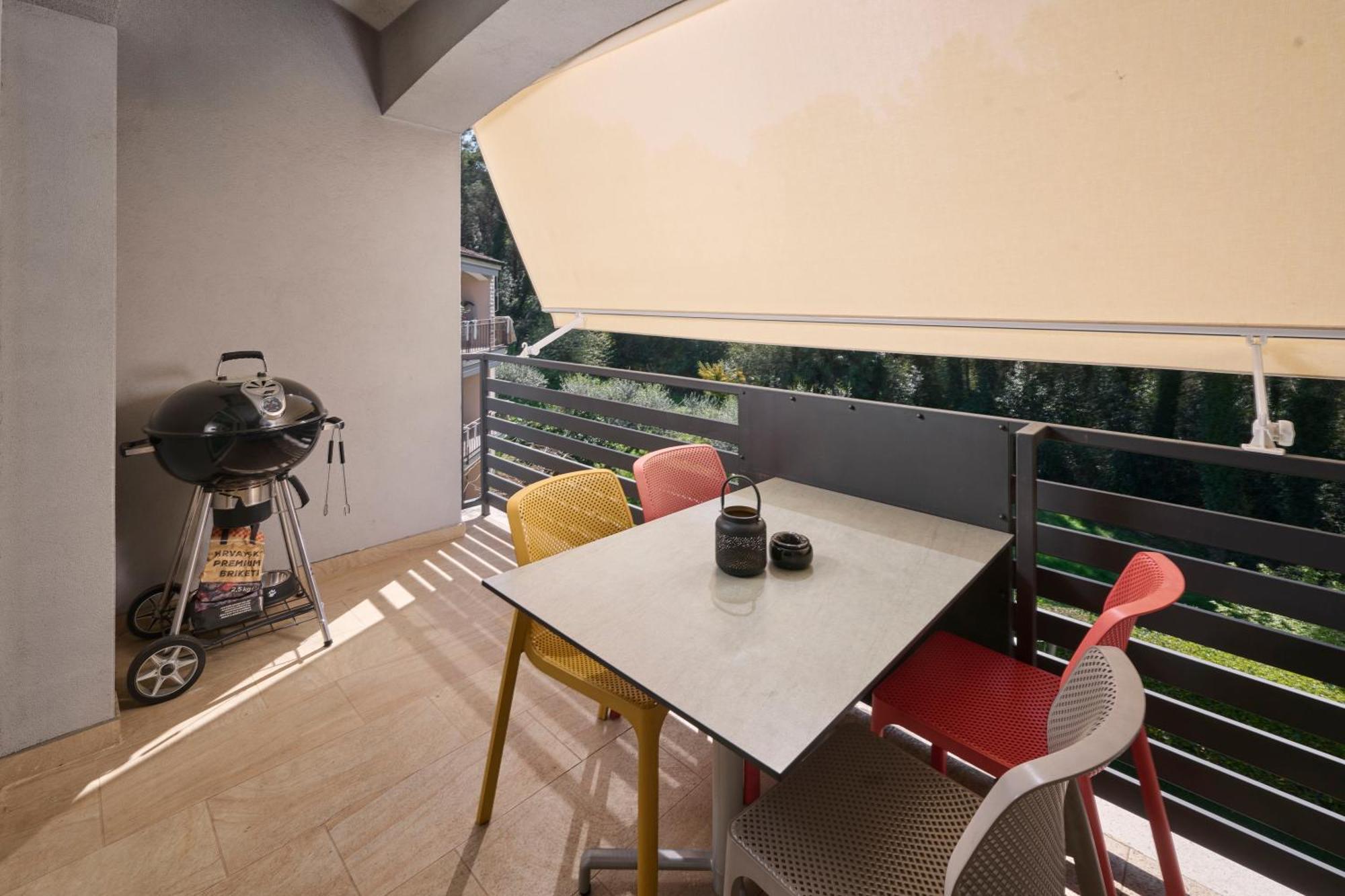 Apartment Martello Forest View ポレッチ エクステリア 写真